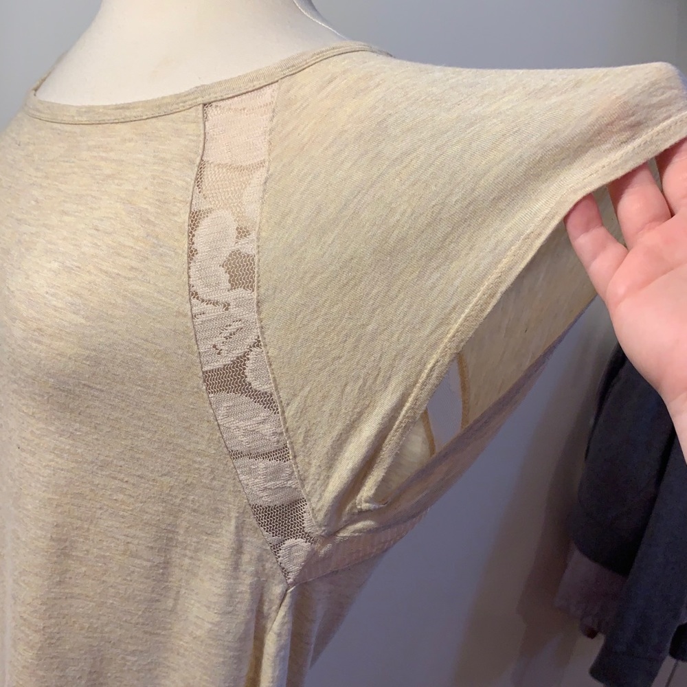 MODCLOTH Off-white Lace Sleeve Detail Casual Top